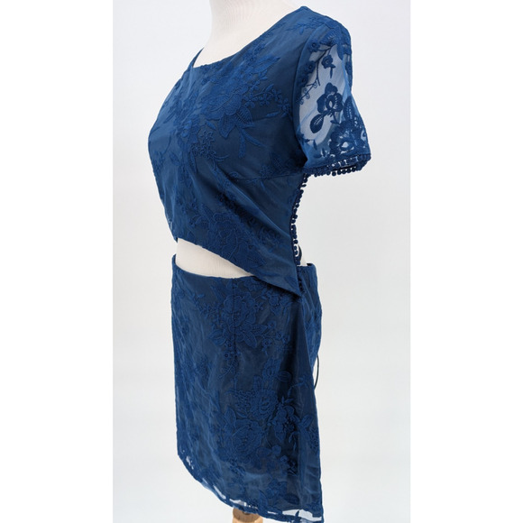 Two Sisters Shay Navy Lace Cutout Open Back Dainty Feminine Mini Dress 12 - Picture 12 of 15